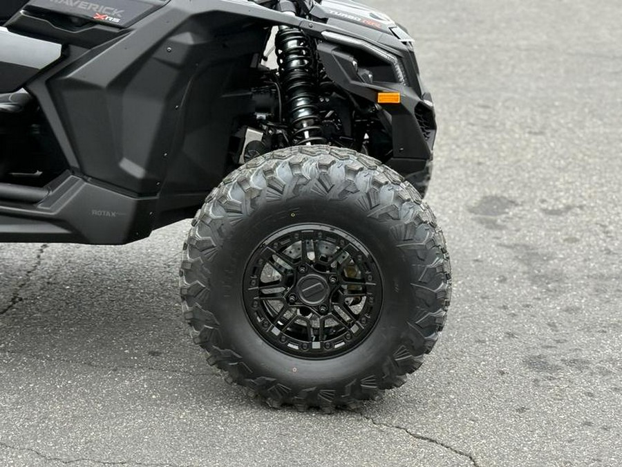 2026 Can-Am® Maverick X3 Max X RS Turbo RR Triple Black_4.5 in