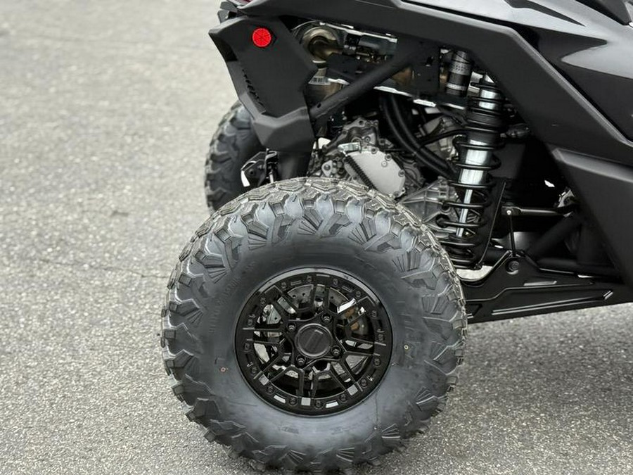 2026 Can-Am® Maverick X3 Max X RS Turbo RR Triple Black_4.5 in