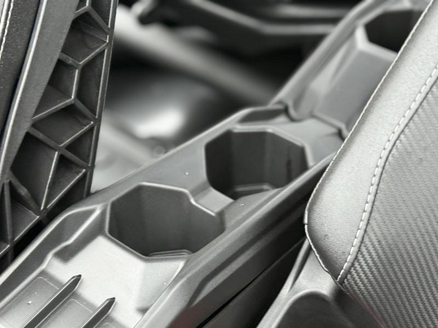 2026 Can-Am® Maverick X3 Max X RS Turbo RR Triple Black_4.5 in