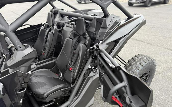 2026 Can-Am® Maverick X3 Max X RS Turbo RR Triple Black_4.5 in
