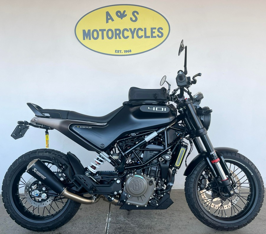 2023 HUSQVARNA Svartpilen