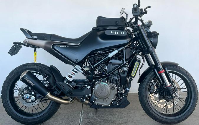 2023 HUSQVARNA Svartpilen