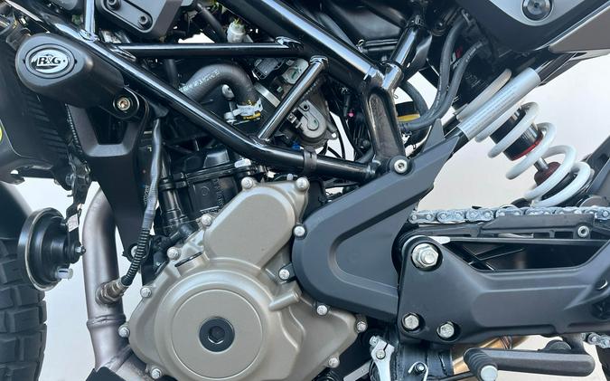 2023 HUSQVARNA Svartpilen