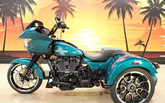 2026 Harley-Davidson® FLTRT - Road Glide® 3