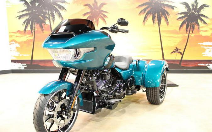 2026 Harley-Davidson® FLTRT - Road Glide® 3