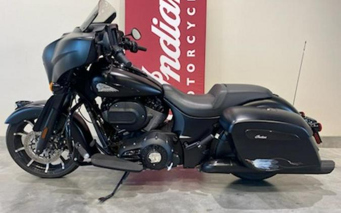 2019 Indian Motorcycle® Chieftain Dark Horse® Thunder Black Smoke