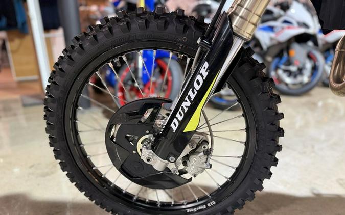 2025 Triumph TF 450-RC Edition Jet BlackPure White