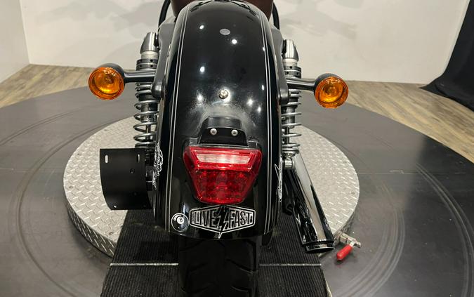 2017 Harley-Davidson 1200 Custom
