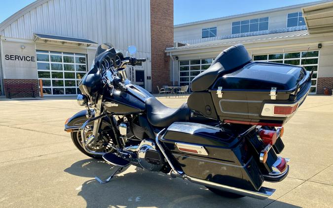 2009 Harley-Davidson Electra Glide Ultra Classic Peace Officer SE Vivid Black