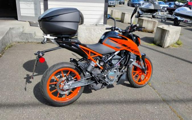 2023 KTM 200 Duke