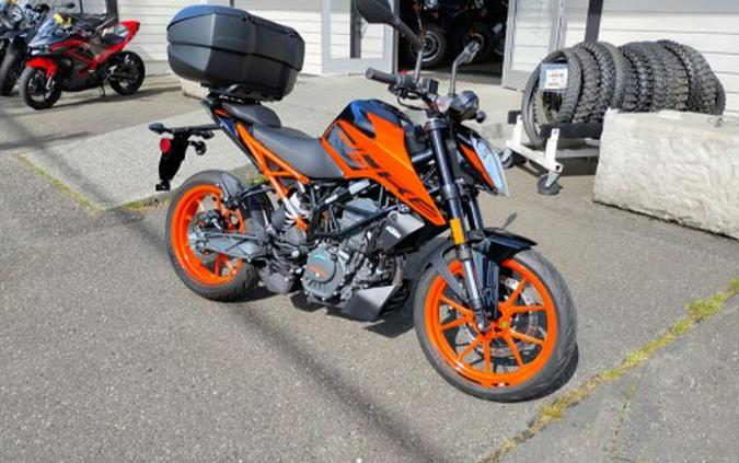 2023 KTM 200 Duke