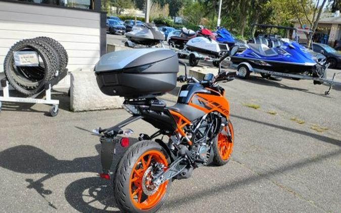 2023 KTM 200 Duke