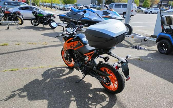 2023 KTM 200 Duke