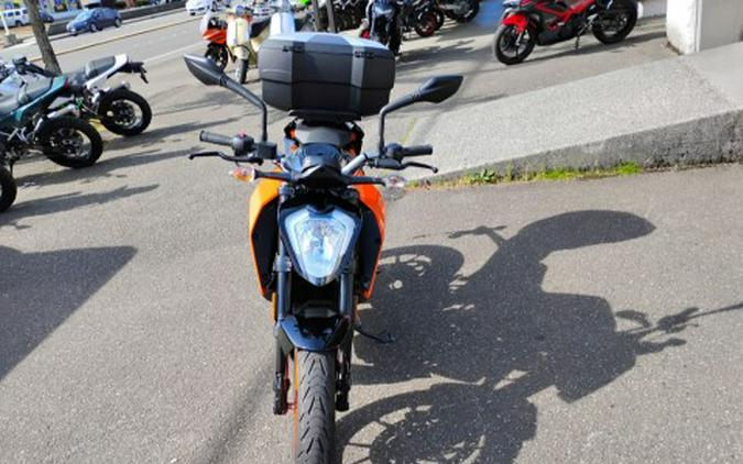 2023 KTM 200 Duke