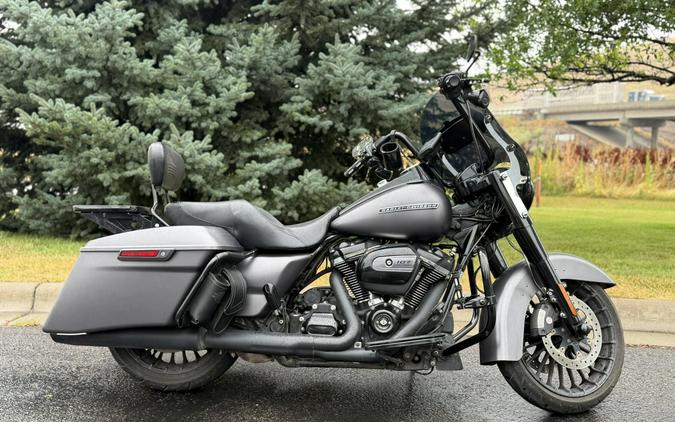 FLHRXS 2017 Road King Special