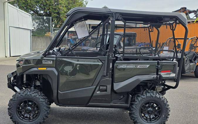 2026 Honda Pioneer 1000-5 Deluxe