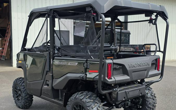 2026 Honda Pioneer 1000-5 Deluxe