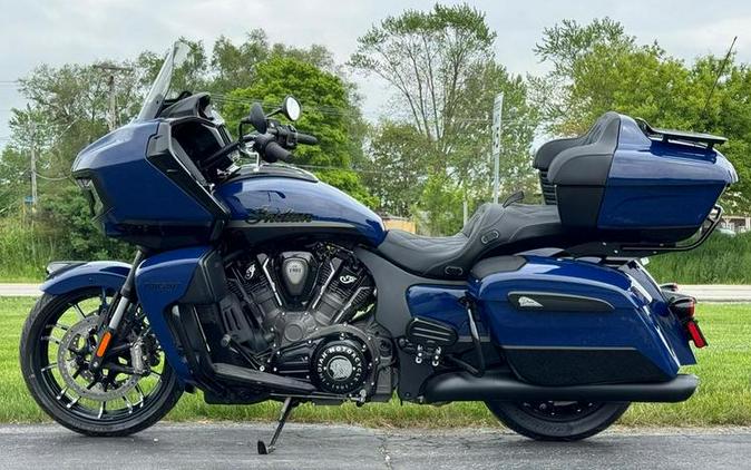 2024 Indian Motorcycle® Pursuit® Dark Horse® with PowerBand Audio Package Springfield Blue