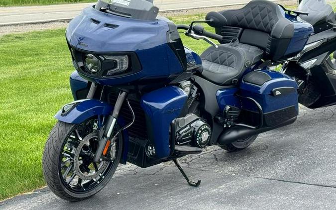 2024 Indian Motorcycle® Pursuit® Dark Horse® with PowerBand Audio Package Springfield Blue