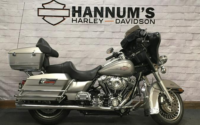 2009 Harley-Davidson® Electra Glide® Classic Pewter Pearl FLHTC