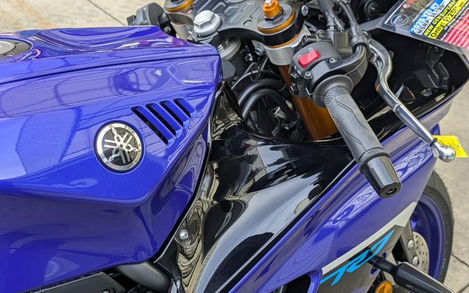 2025 Yamaha YZF-R7