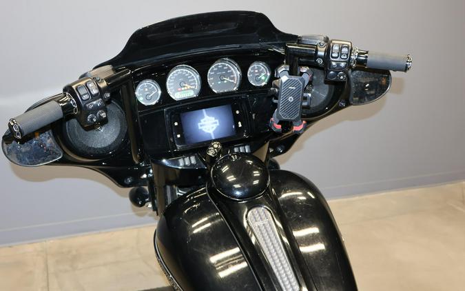 2020 Harley-Davidson Street Glide FLHX