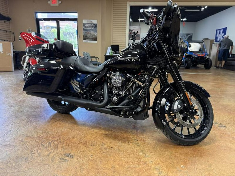 2018 Harley-Davidson® FLHXS - Street Glide® Special