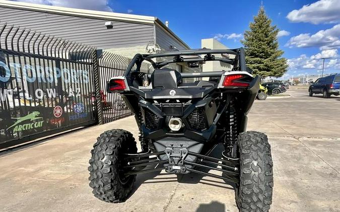 2024 Can-Am® Maverick X3 DS Turbo RR Catalyst Gray