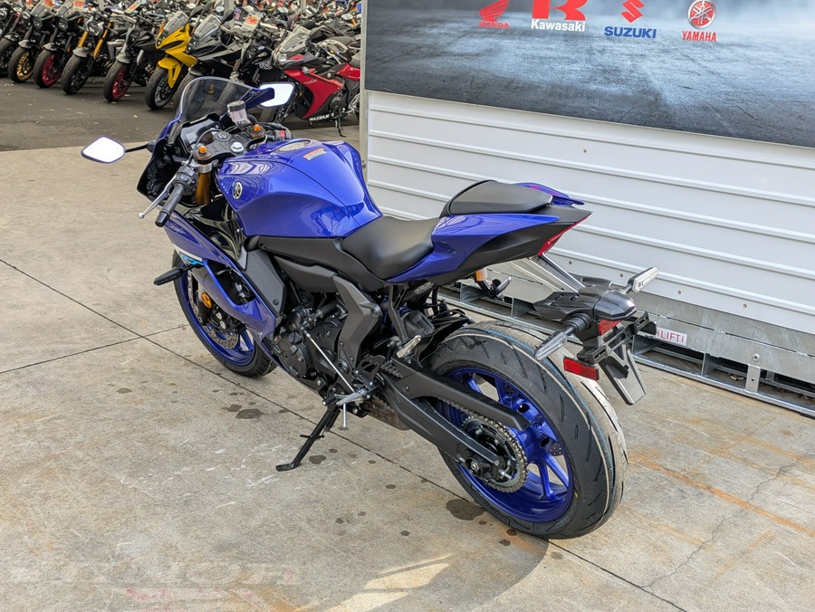 2025 Yamaha YZF-R7