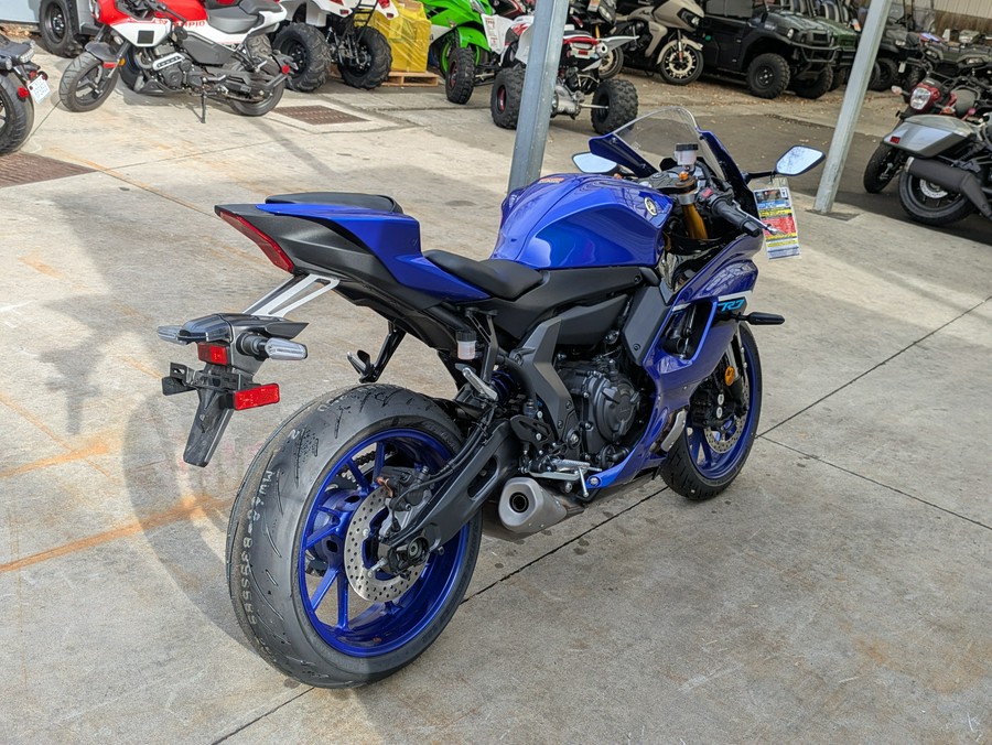 2025 Yamaha YZF-R7