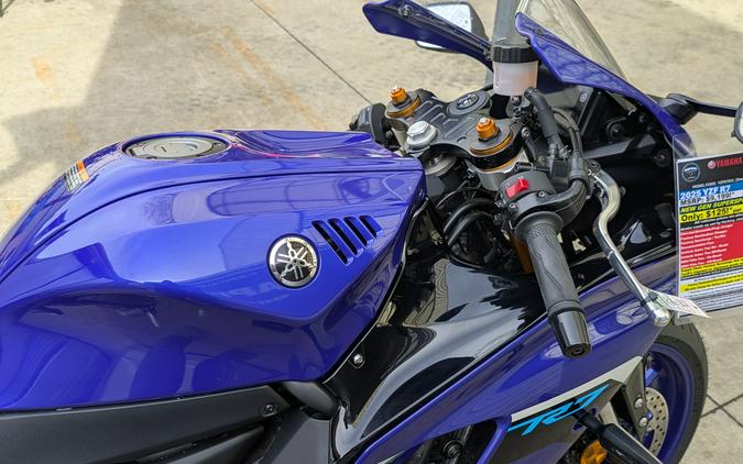 2025 Yamaha YZF-R7