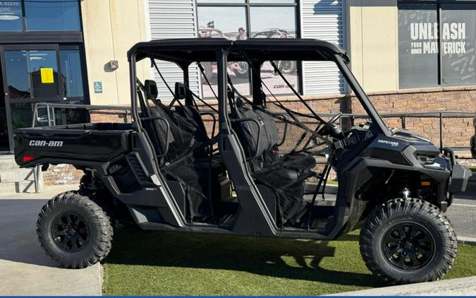 2026 Can-Am® Defender MAX XT HD11 With 10.25 in.display