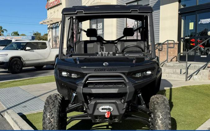 2026 Can-Am® Defender MAX XT HD11 With 10.25 in.display