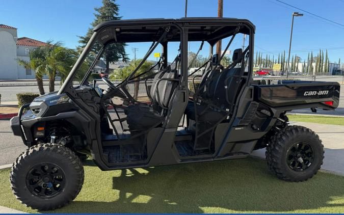 2026 Can-Am® Defender MAX XT HD11 With 10.25 in.display