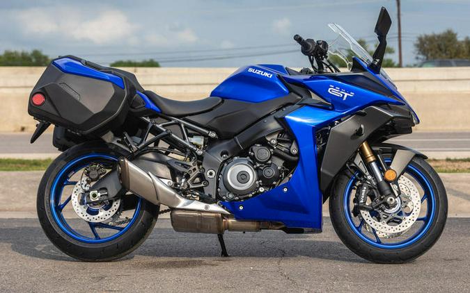 2025 Suzuki GSX-S1000GT+
