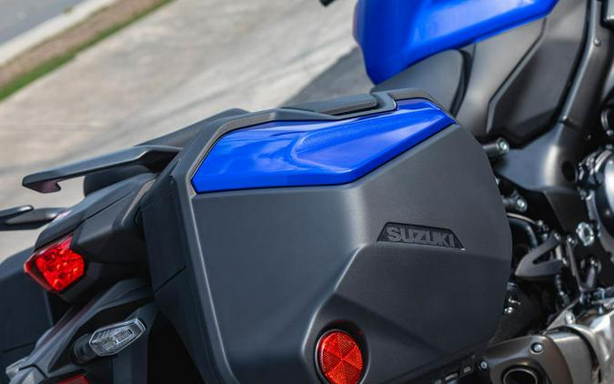 2025 Suzuki GSX-S1000GT+