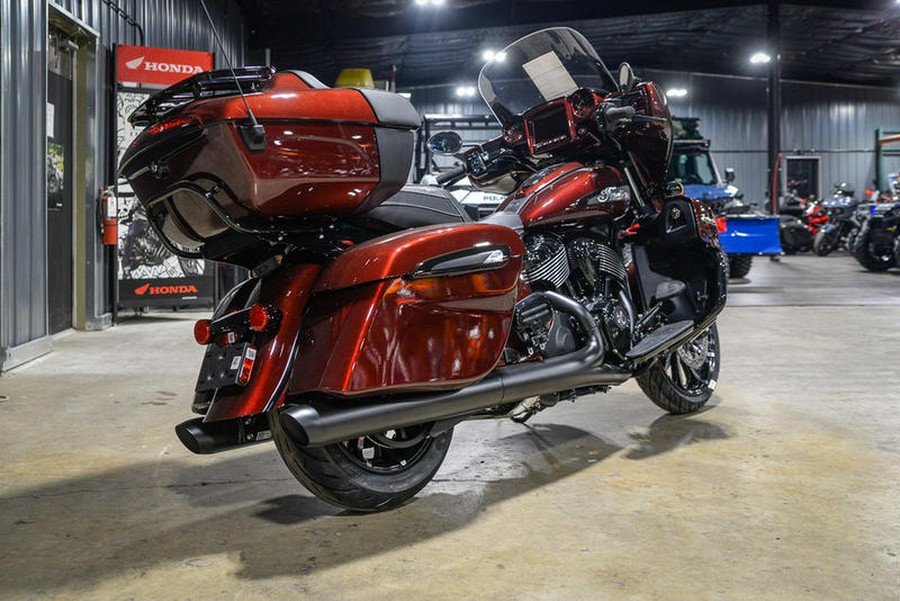 2024 Indian Motorcycle® Roadmaster® Dark Horse® Maroon Metallic