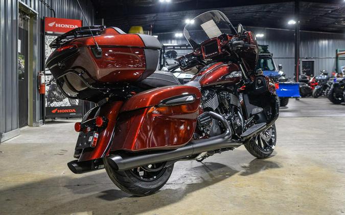 2024 Indian Motorcycle® Roadmaster® Dark Horse® Maroon Metallic