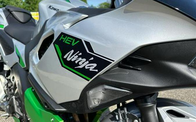 2024 Kawasaki Ninja 7 Hybrid ABS