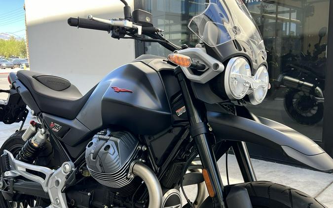 2025 Moto Guzzi V85 Strada