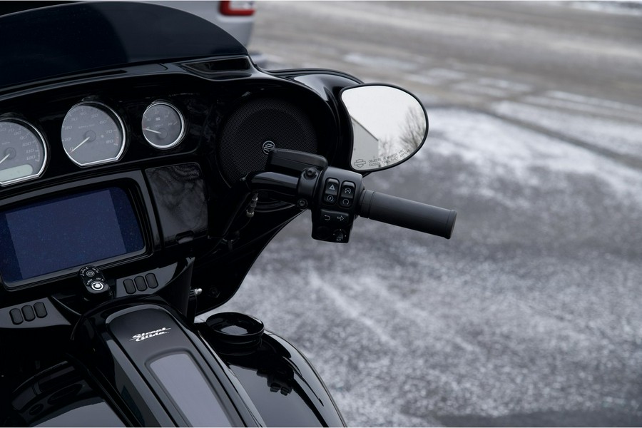 2023 Harley-Davidson® FLHXS Street Glide Special