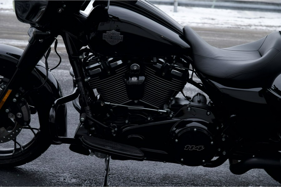 2023 Harley-Davidson® FLHXS Street Glide Special