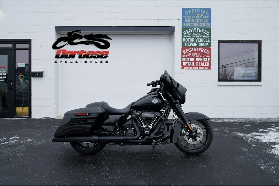 2023 Harley-Davidson® FLHXS Street Glide Special