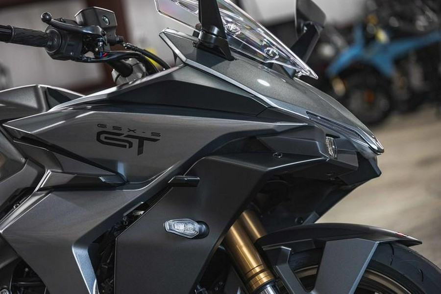 2025 Suzuki GSX-S1000GT+