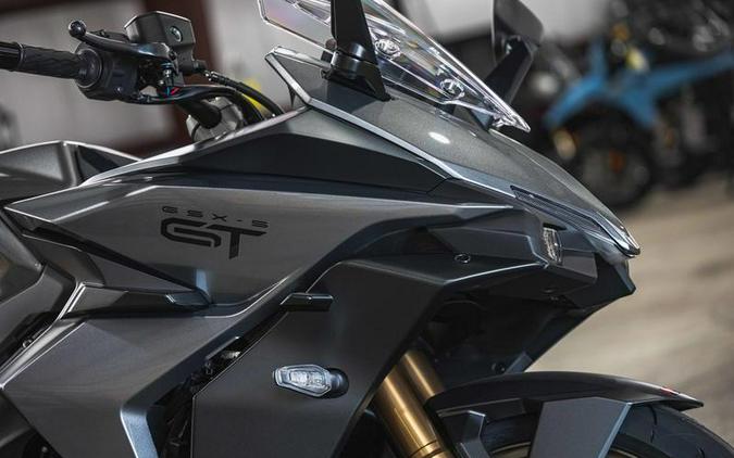 2025 Suzuki GSX-S1000GT+