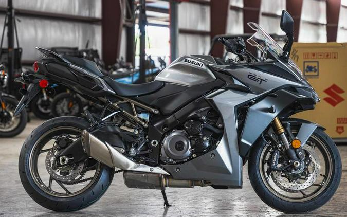2025 Suzuki GSX-S1000GT+
