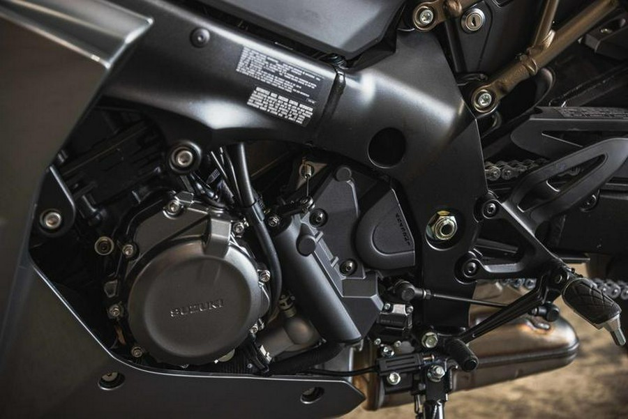 2025 Suzuki GSX-S1000GT+