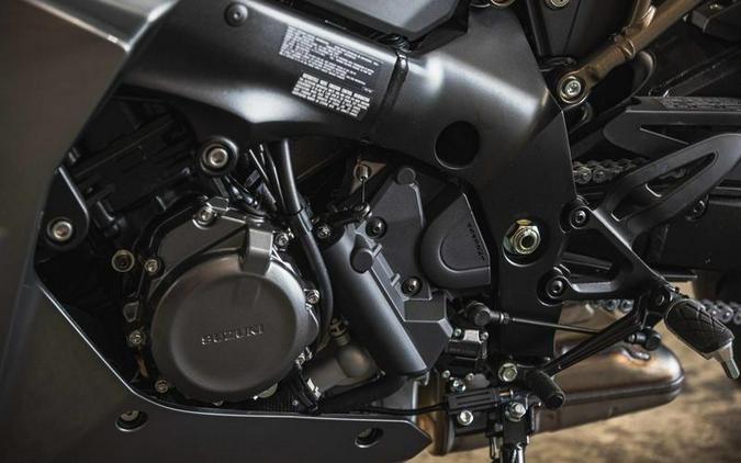 2025 Suzuki GSX-S1000GT+