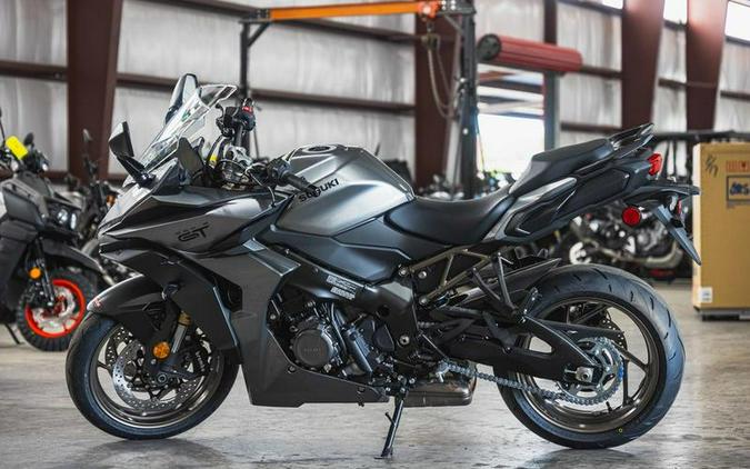 2025 Suzuki GSX-S1000GT+