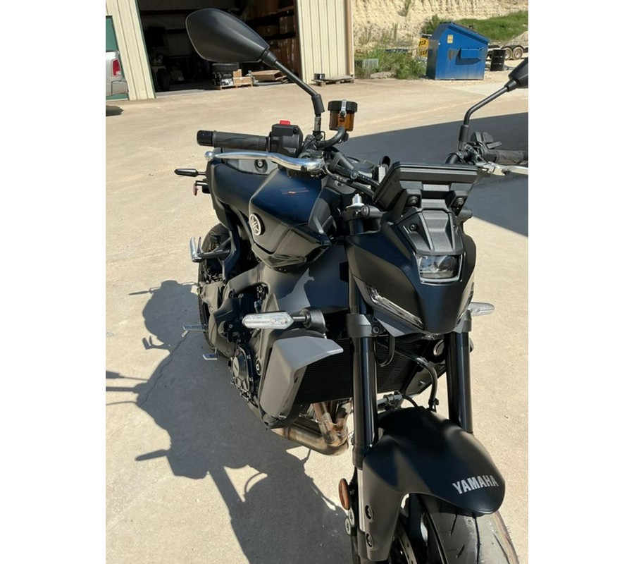 2025 Yamaha MT 09